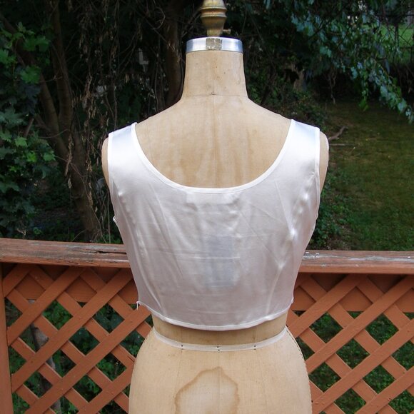 NWT Size L COSHEROOM Off-White 2pc Silk set Crop top and Pants - Picture 7 of 15